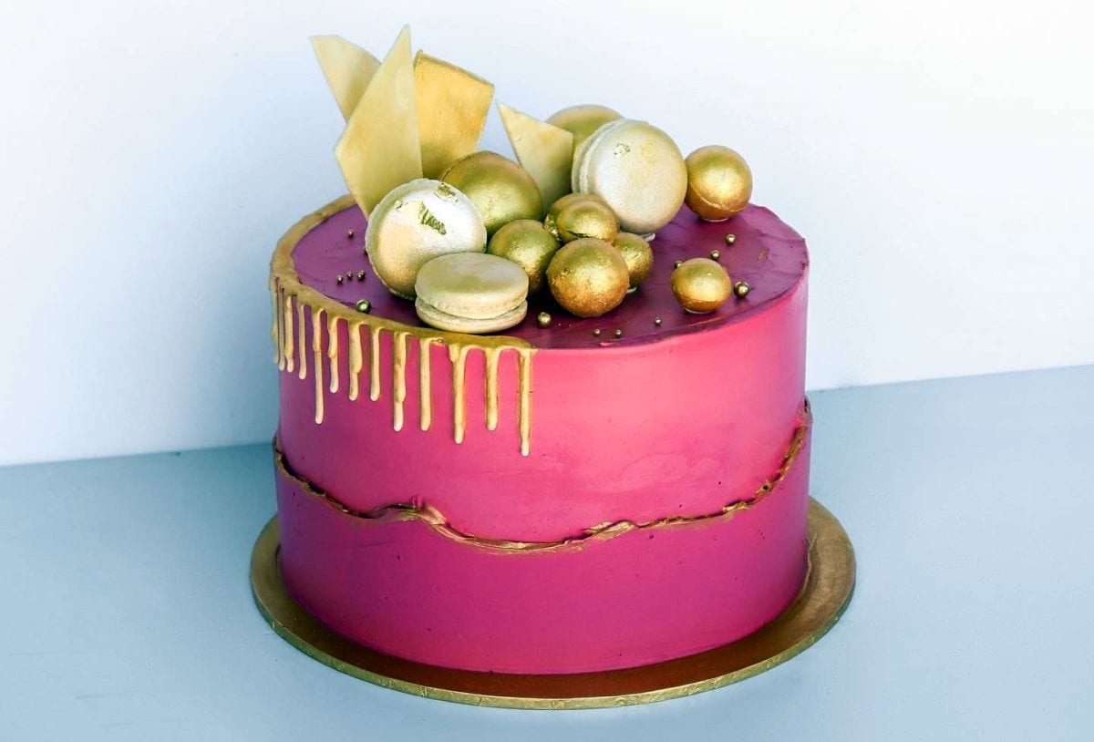 pink and gold cake 3