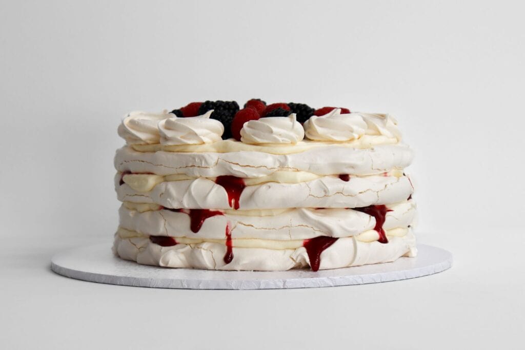 raspberry meringue cake