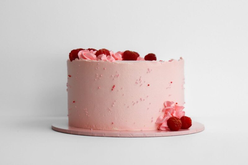 vanilla raspberry cake